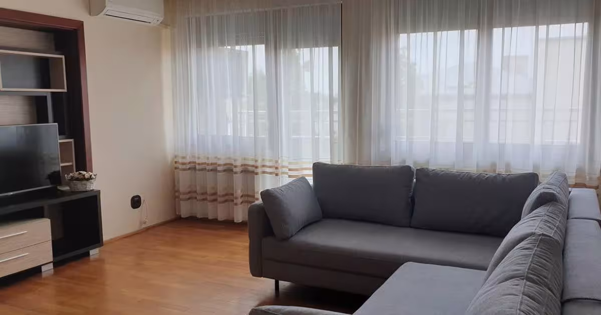 Apartament decomandat cu 4 camere în zona Ultracentral, Oradea