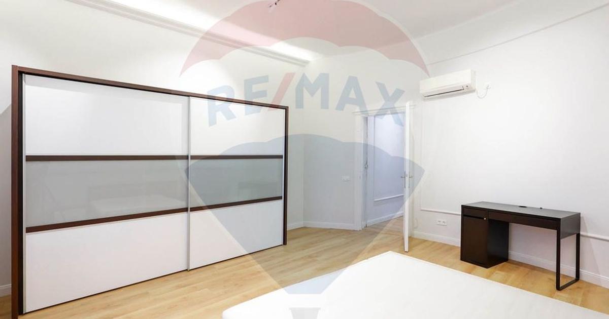 Apartament decomandat cu 5 camere în zona Ultracentral, Oradea