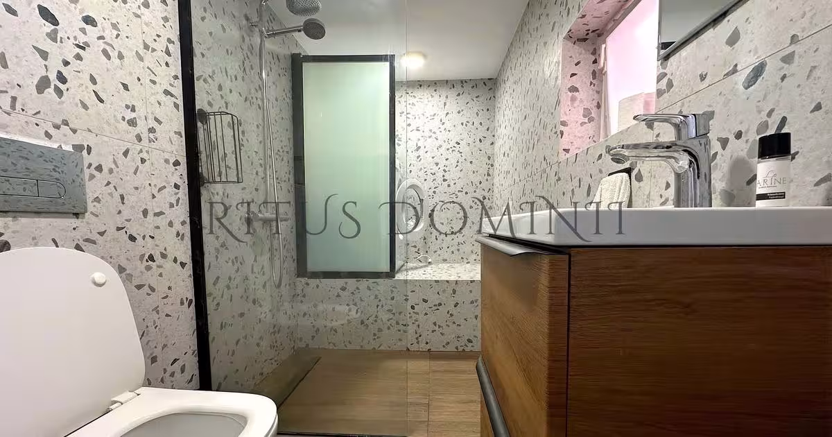 Apartament decomandat cu 6 camere în zona Ultracentral, Oradea