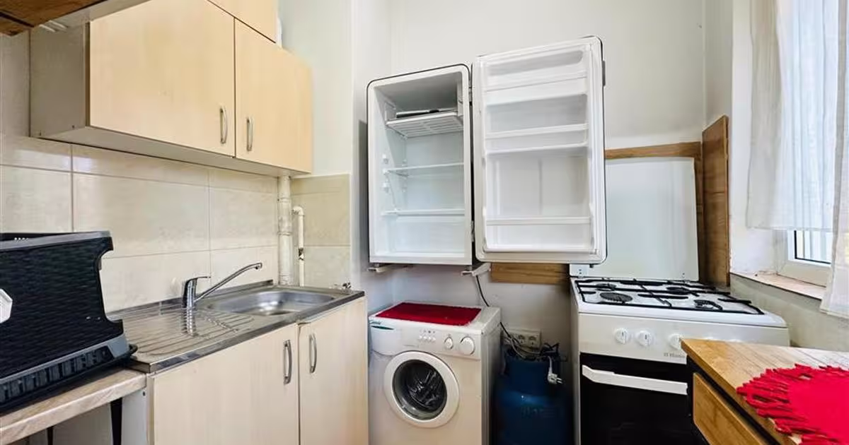 Apartament decomandat cu 2 camere în zona Valenta, Oradea