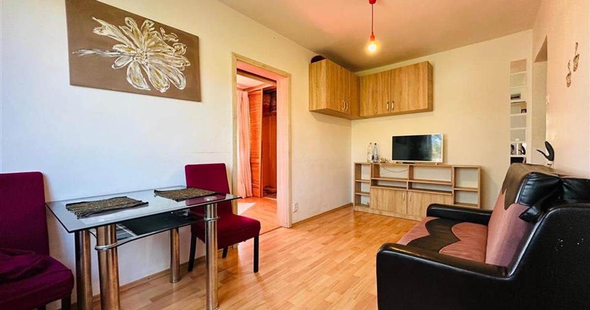 Apartament decomandat cu 2 camere în zona Valenta, Oradea
