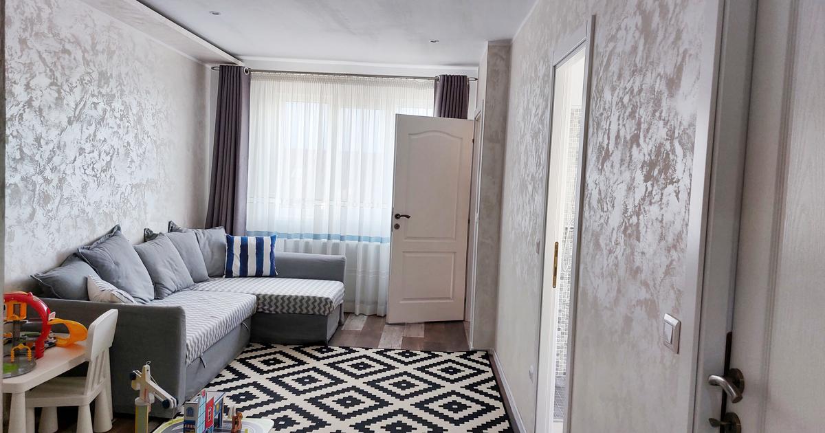 Apartament semidecomandat cu 4 camere în zona Calea Romanului, Piatra-Neamț