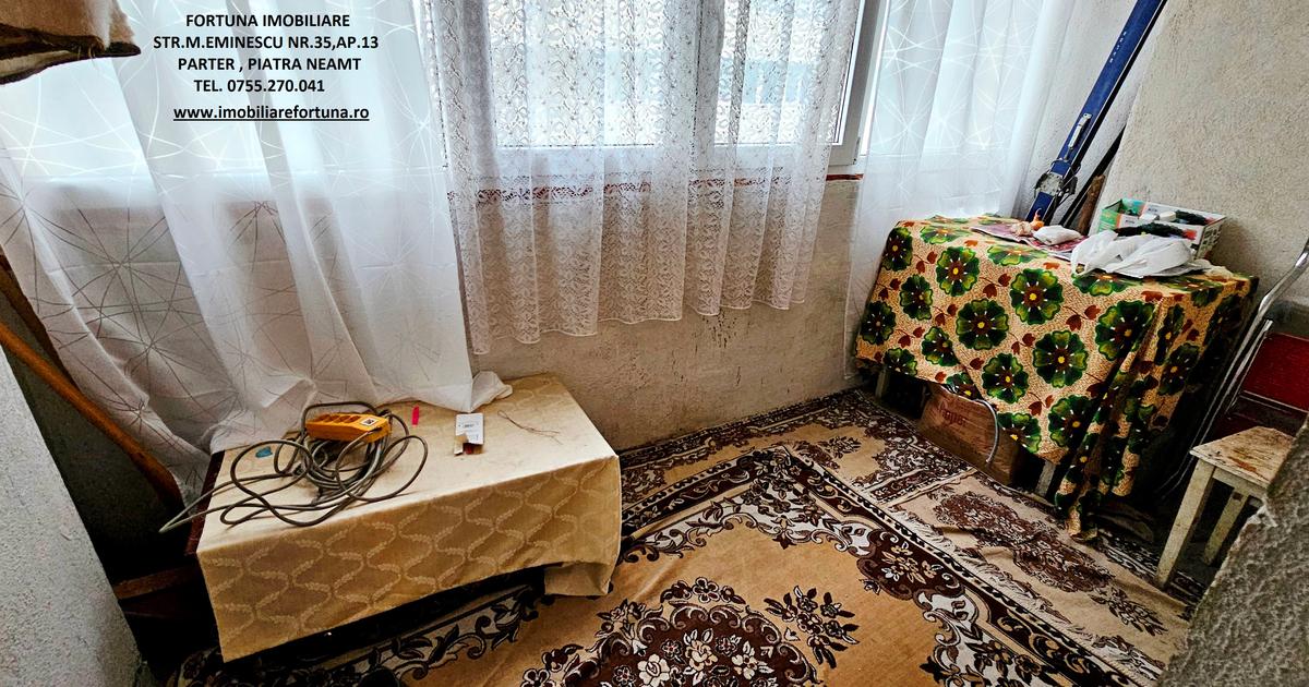 Apartament decomandat cu 3 camere în zona Central, Piatra-Neamț