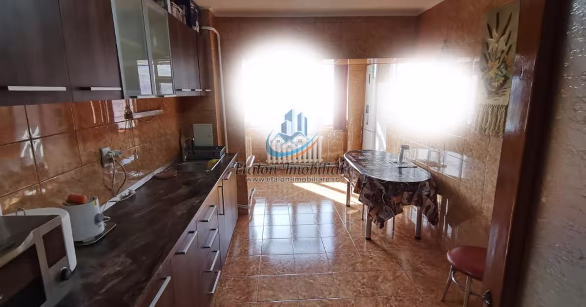 Ap. 3 camere Duplex, Etaj1+Parter stradal, ideal spatiu comercial