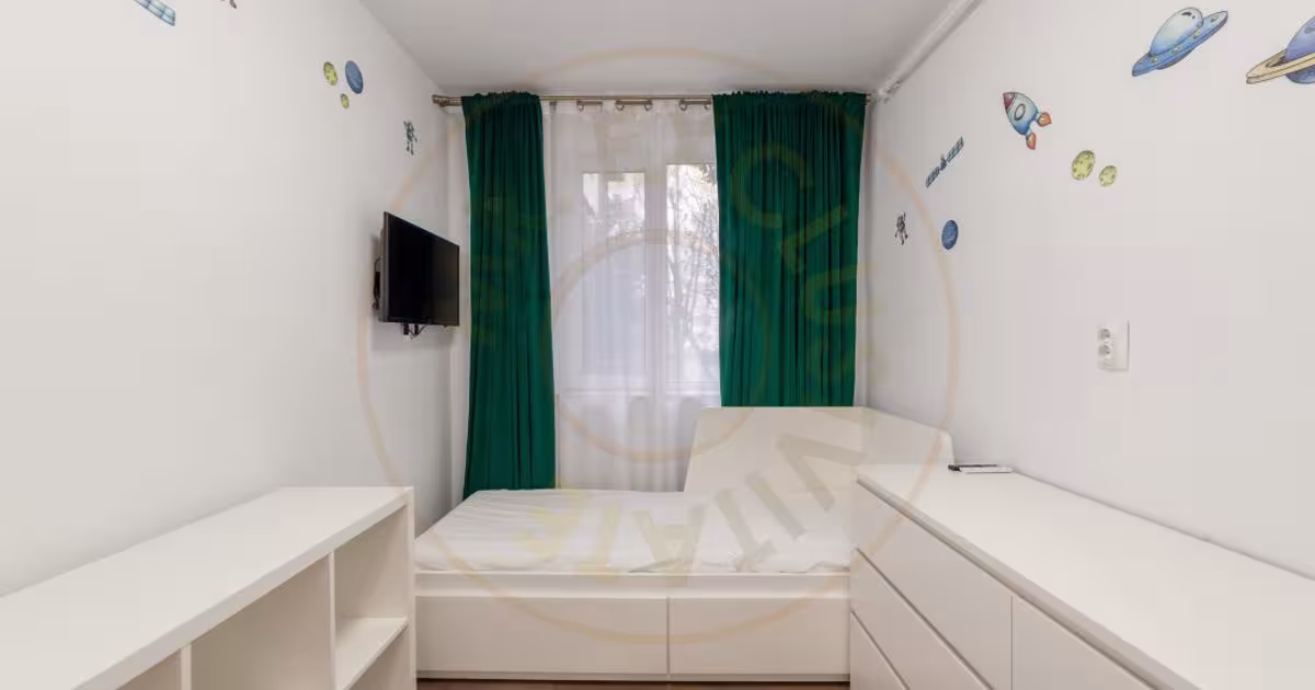Apartament semidecomandat cu 3 camere în zona Calea București, Pitești