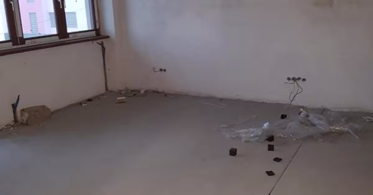 Apartament decomandat cu 4 camere în zona Craiovei, Pitești