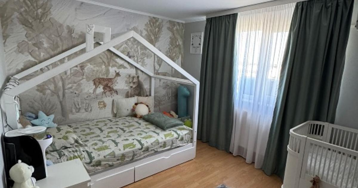 Apartament decomandat cu 4 camere în zona Eremia, Pitești