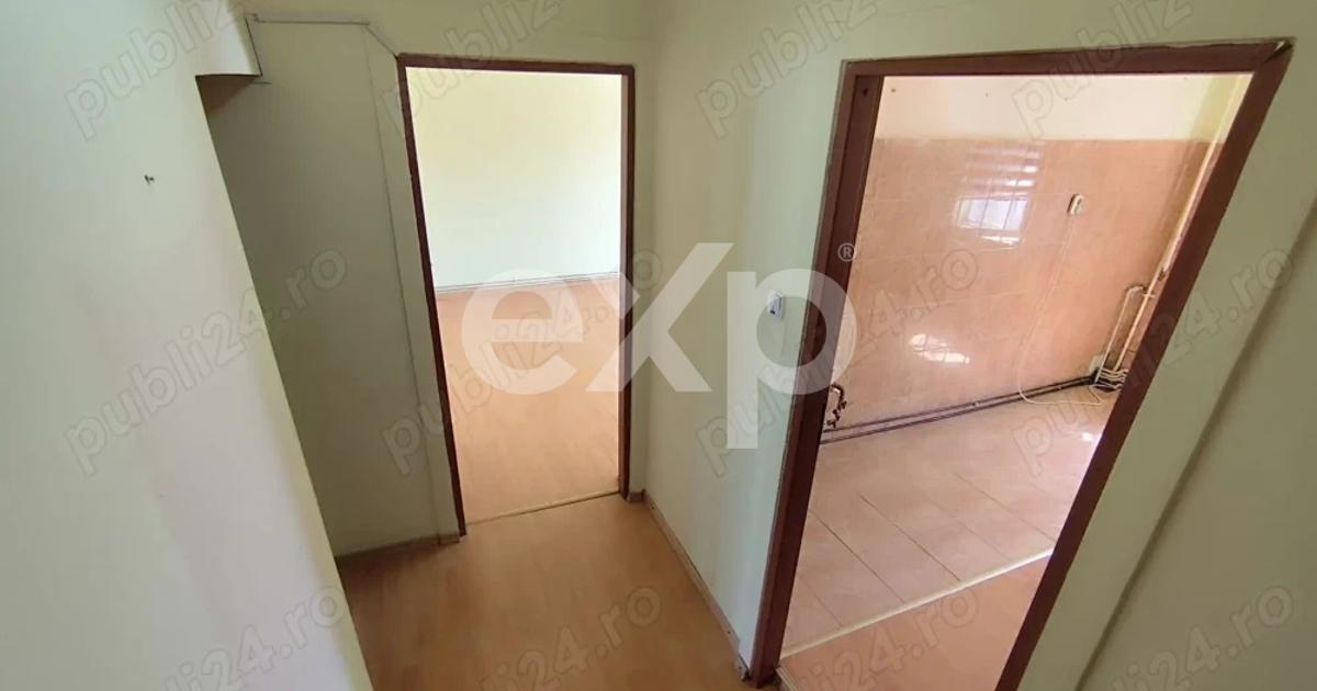 Apartament decomandat cu 3 camere în zona Exercițiu, Pitești