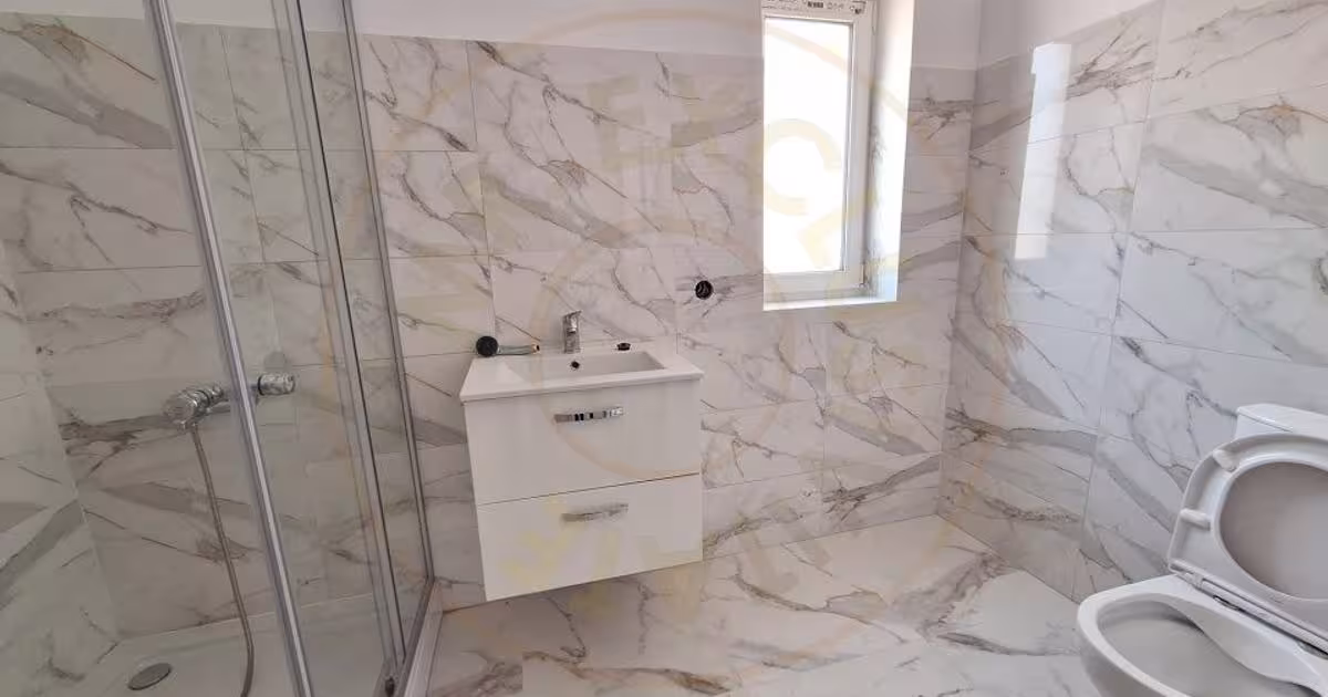 Apartament decomandat cu 2 camere în zona Exterior Est, Pitești