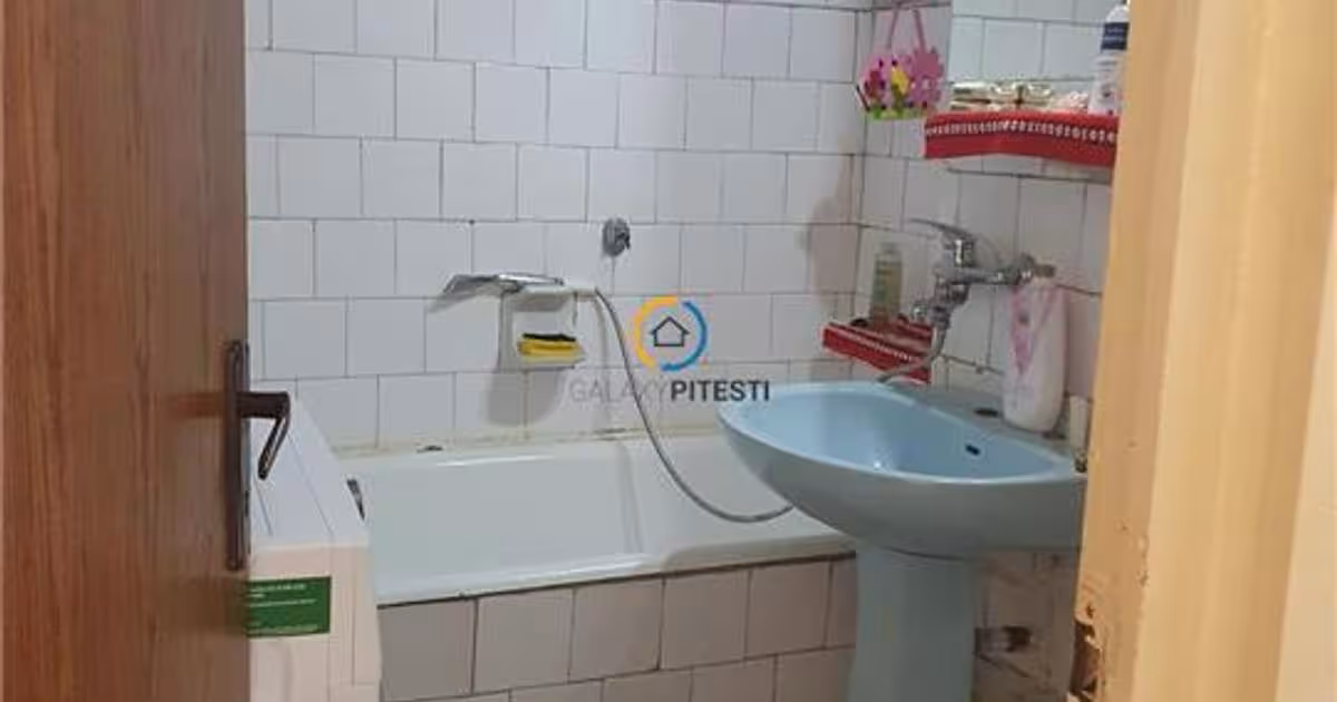 Apartament decomandat cu 2 camere în zona Prundu, Pitești