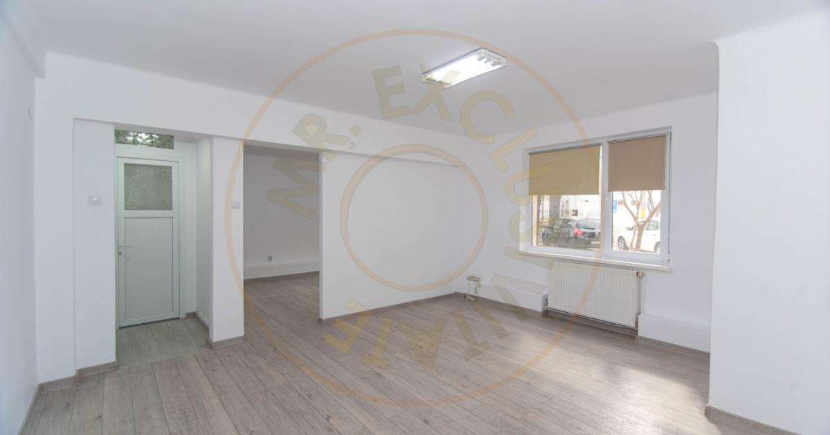 Apartament semidecomandat cu 2 camere în zona Ultracentral, Pitești