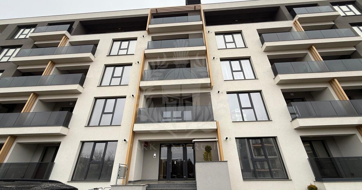 Apartament decomandat cu 3 camere în zona Albert, Ploiești