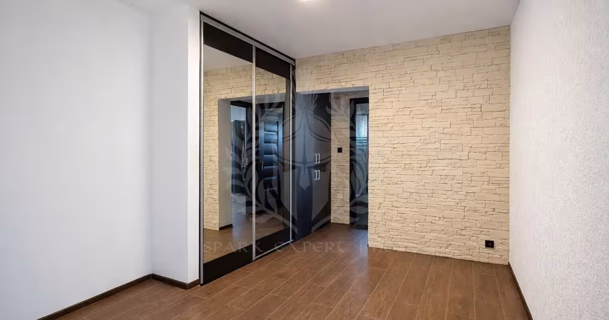 Apartament decomandat cu 2 camere în zona Cantacuzino, Ploiești