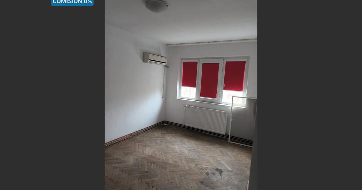 Apartament decomandat cu 3 camere în zona Central, Ploiești