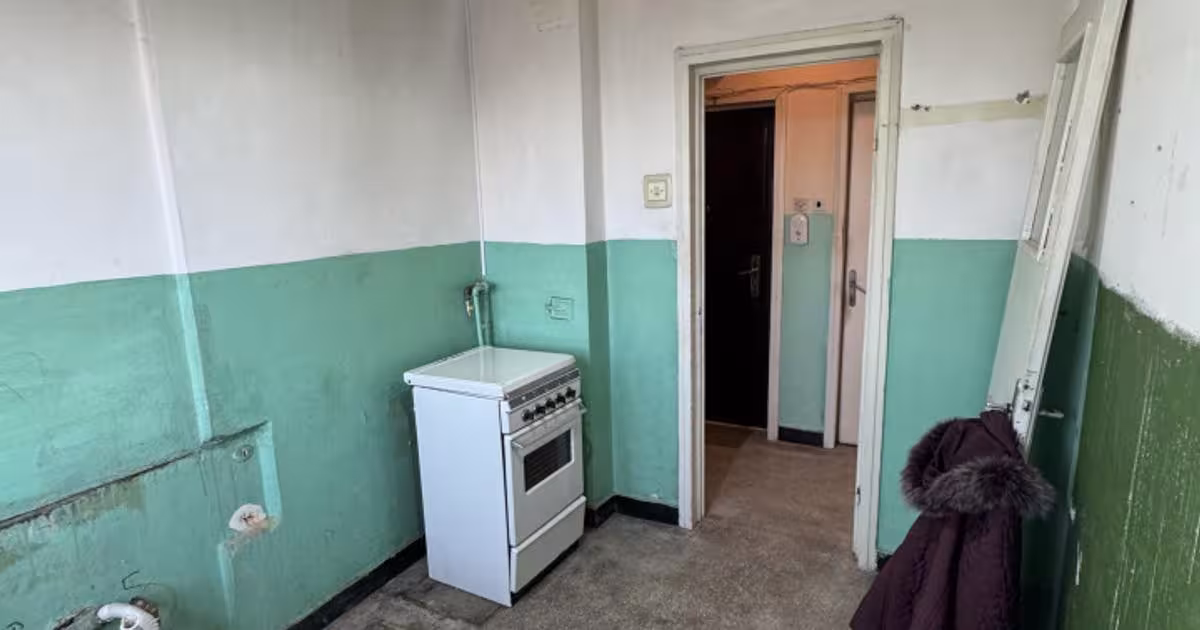 Apartament semidecomandat cu 2 camere în zona Democrației, Ploiești