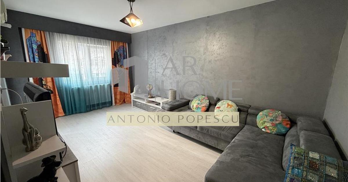 Apartament decomandat cu 3 camere în zona Democrației, Ploiești