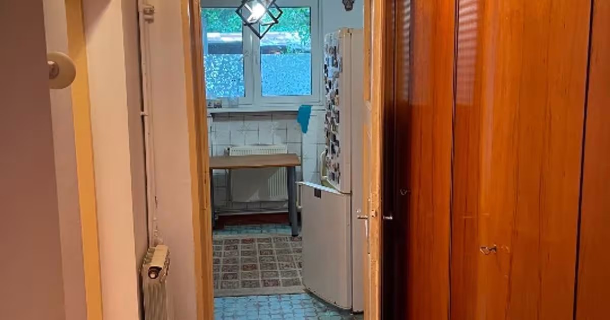 Apartament decomandat cu 3 camere în zona Poștei - Bucov, Ploiești