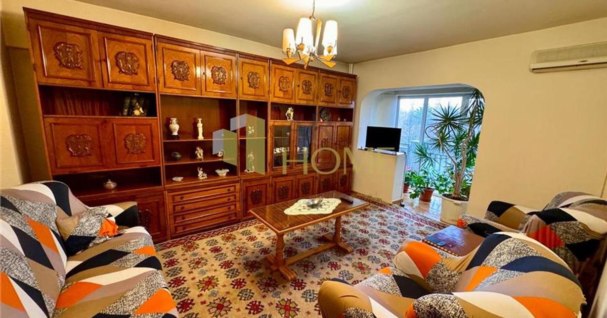 Apartament decomandat cu 3 camere în zona Republicii, Ploiești