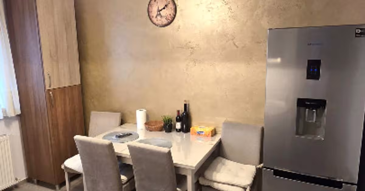 Apartament decomandat cu 3 camere în zona Vest, Ploiești
