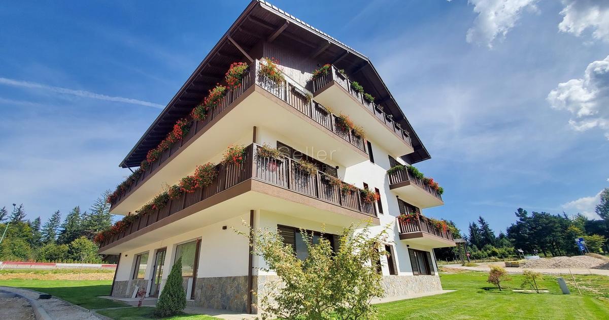 Apartament decomandat cu 2 camere în Poiana Brașov