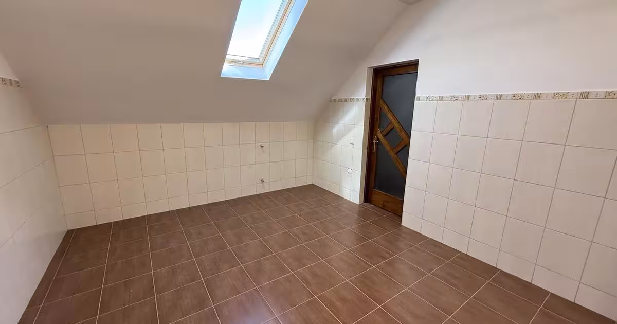Apartament decomandat cu 3 camere în zona Exterior Nord, Rădăuți