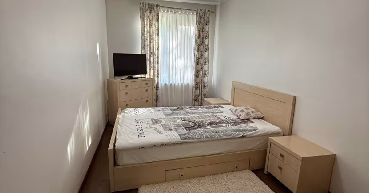 Apartament semidecomandat cu 4 camere în zona Central, Râmnicu Vâlcea