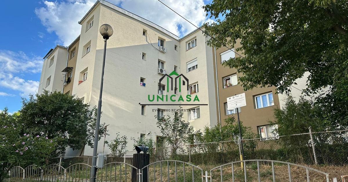 Apartament decomandat cu 3 camere în zona Petrișor, Râmnicu Vâlcea