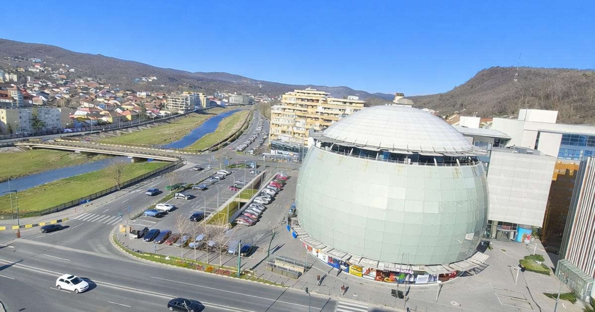 Apartament decomandat cu 3 camere în zona Ultracentral, Râmnicu Vâlcea