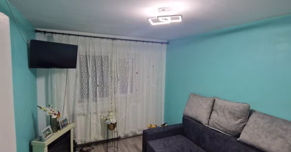Apartament decomandat cu 3 camere în zona Calea Caransebeșului, Reșița