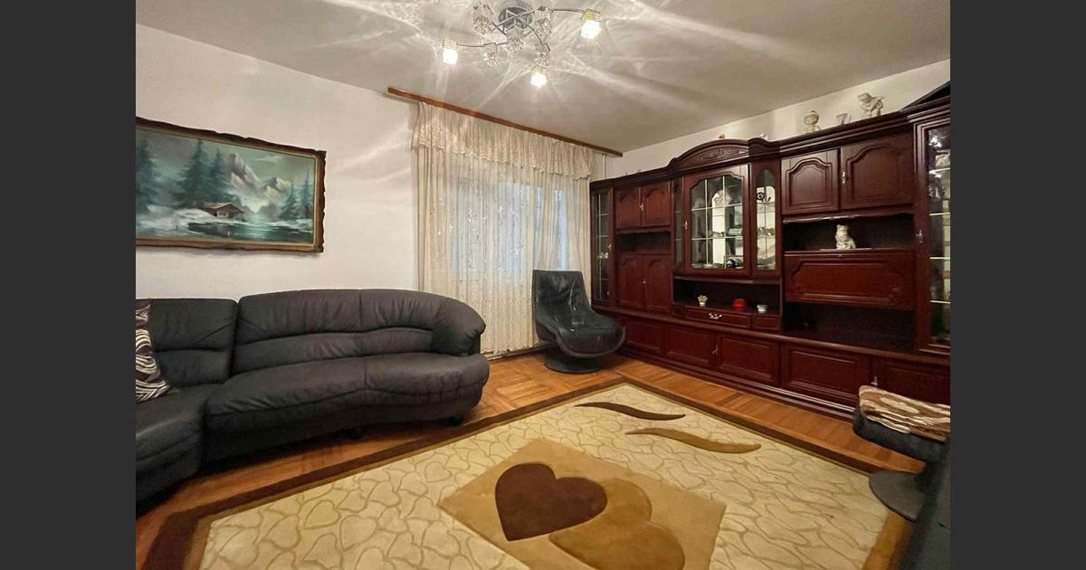 Apartament decomandat cu 3 camere în zona Calea Timișoarei, Reșița