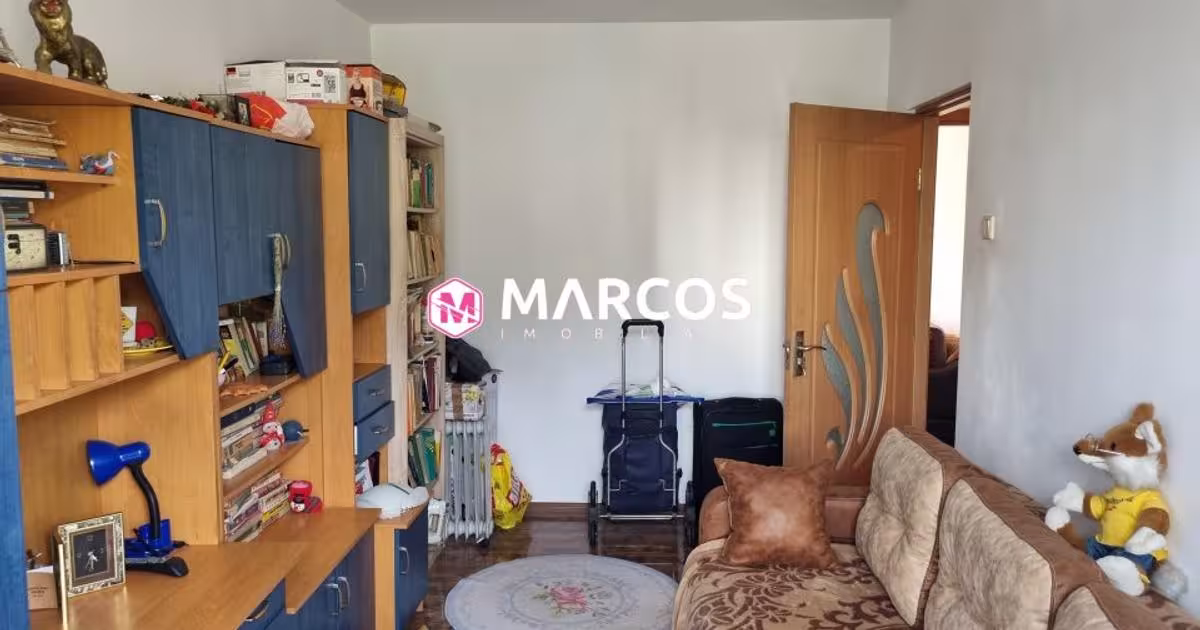 Apartament decomandat cu 2 camere în zona Central, Reșița