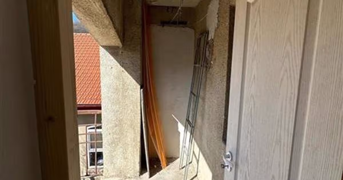 Apartament semidecomandat cu 3 camere în zona Central, Reșița