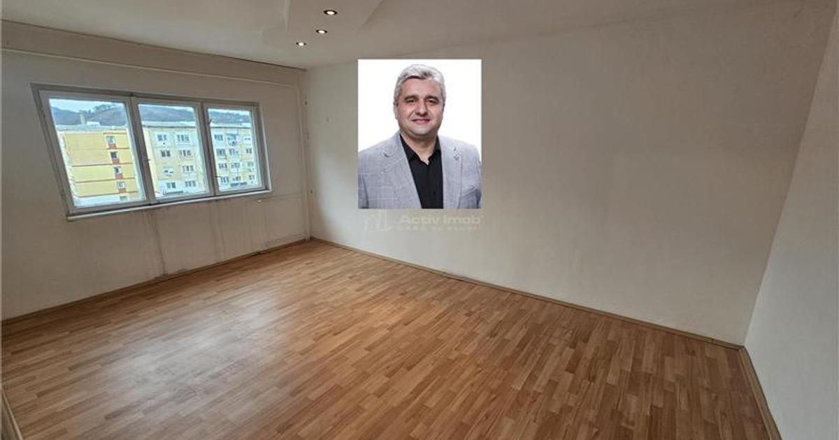 Apartament decomandat cu 3 camere în zona Micro IV, Reșița