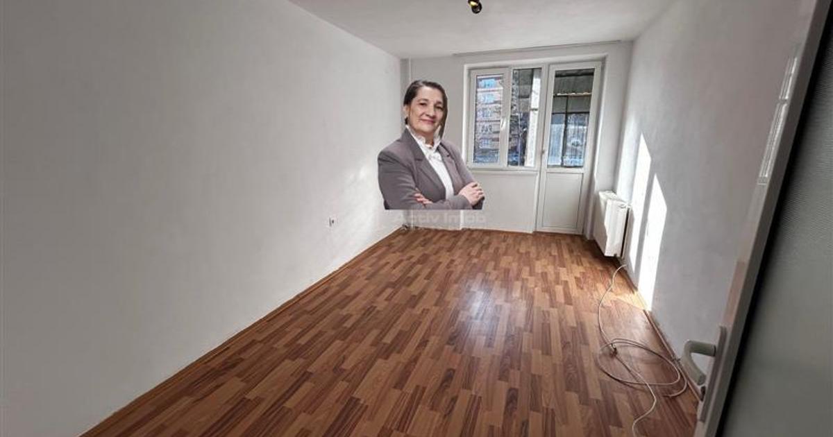 Apartament decomandat cu 2 camere în zona Moroasa 1, Reșița