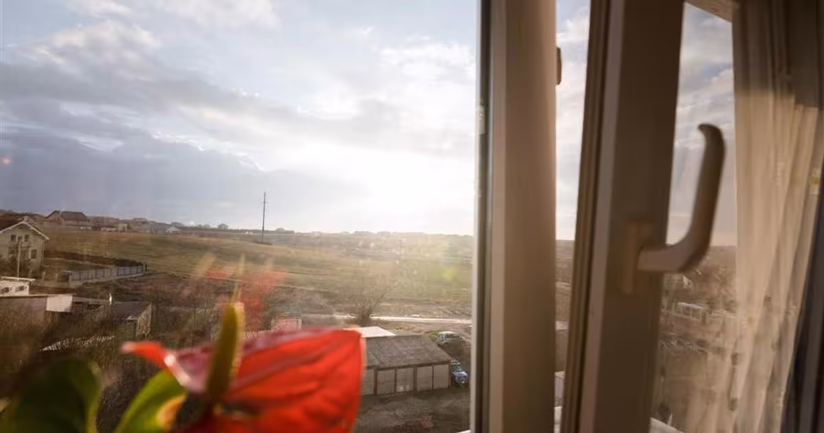 Apartament decomandat cu 2 camere în Sânmartin