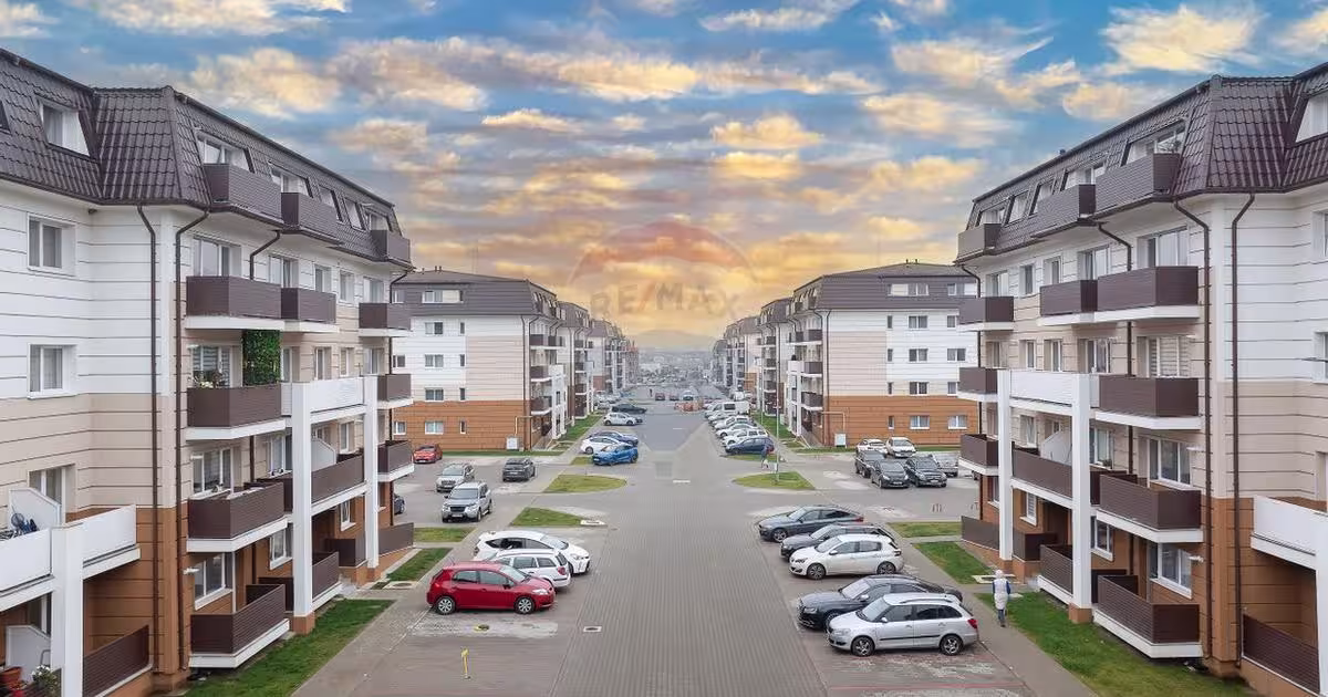 Apartament decomandat cu 3 camere în Sânpetru