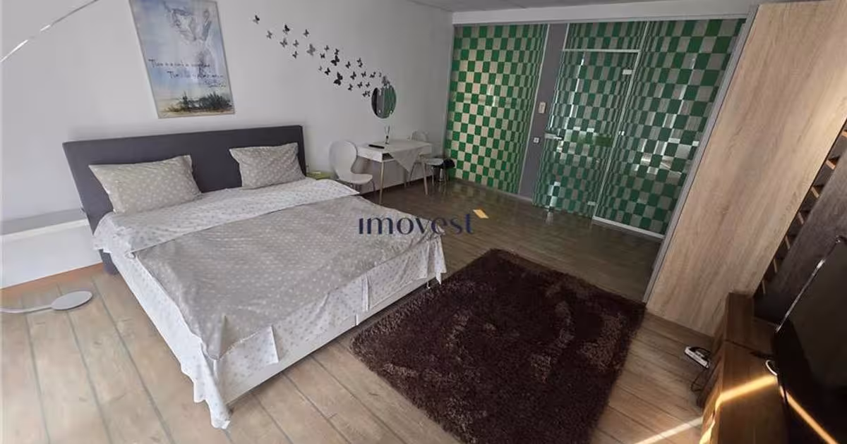 Apartament semidecomandat cu 4 camere în zona 14 Mai, Satu Mare