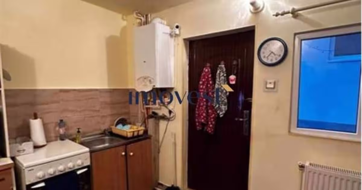 Apartament decomandat cu 3 camere în zona Aurel Vlaicu, Satu Mare
