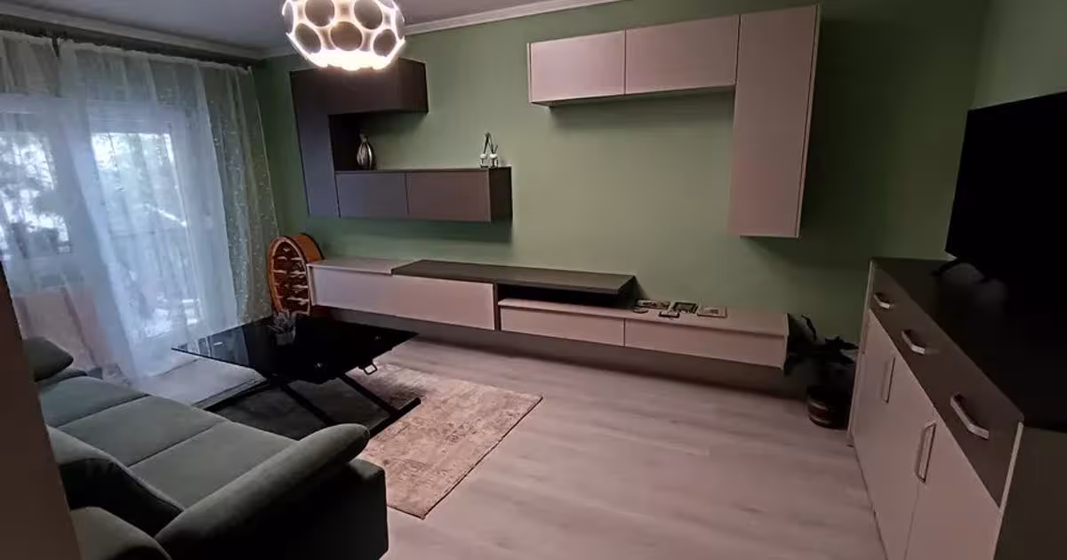 Apartament decomandat cu 4 camere în zona Micro 17, Satu Mare