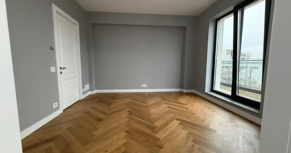 Apartament decomandat cu 3 camere în zona Băneasa, Sector 1