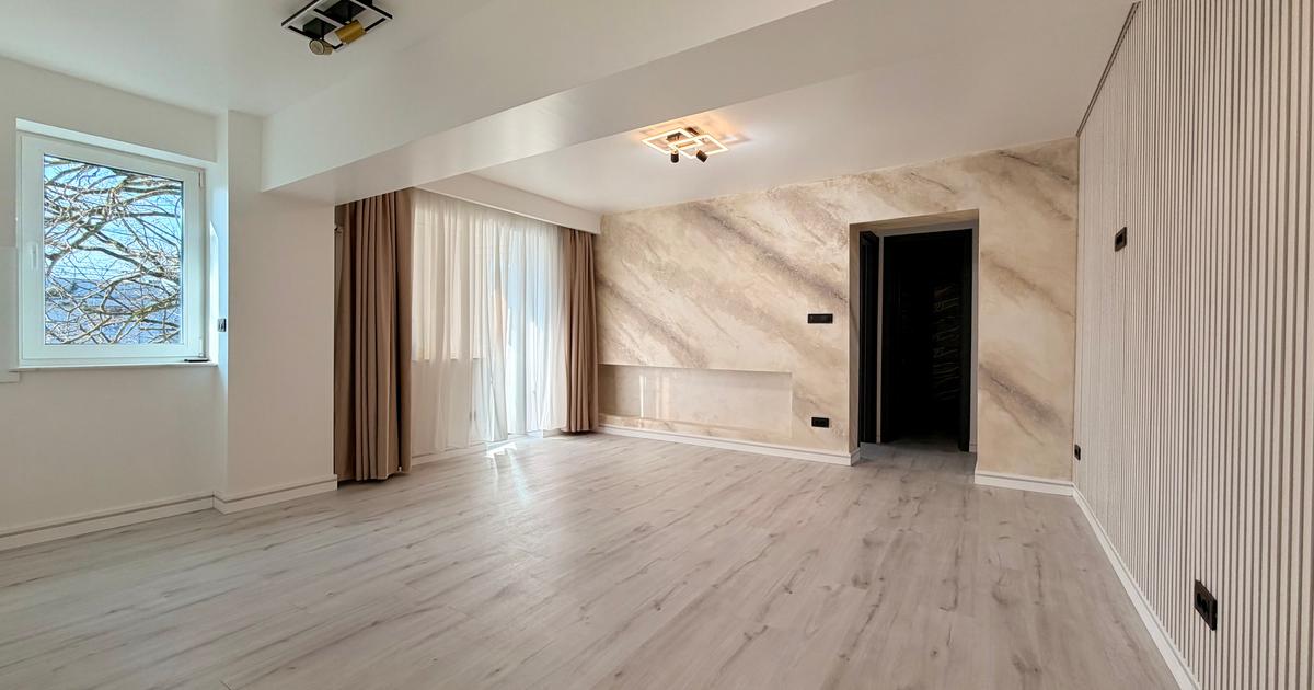 Apartament semidecomandat cu 3 camere în zona Băneasa, Sector 1