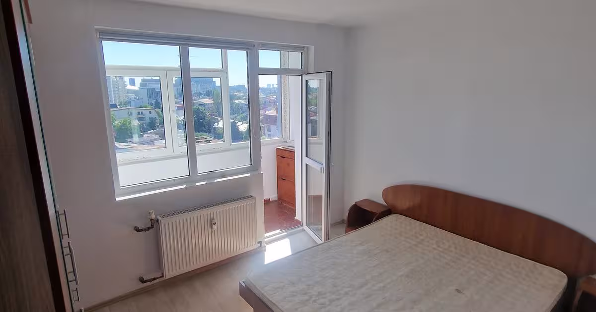 Apartament semidecomandat cu 3 camere în zona Grivița, Sector 1