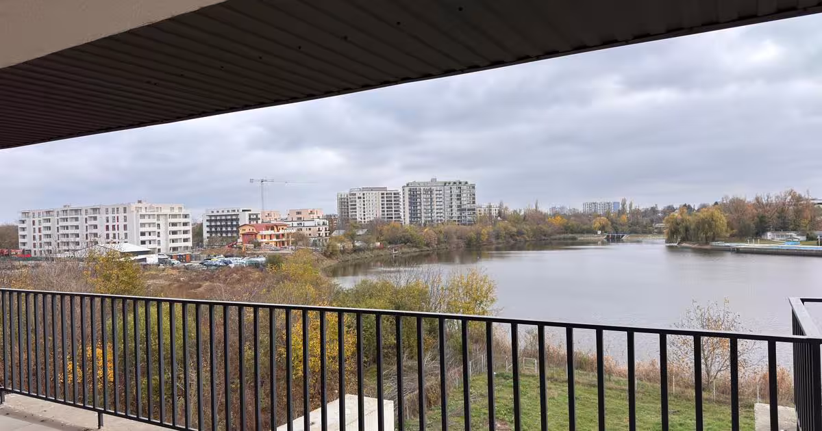 Apartament decomandat cu 3 camere în zona Străulești, Sector 1