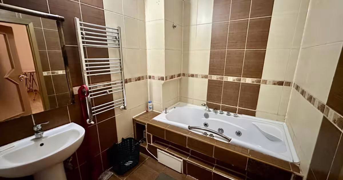 Apartament semidecomandat cu 3 camere în zona Străulești, Sector 1