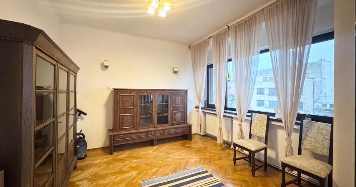 Apartament decomandat cu 4 camere în zona Dacia, Sector 2
