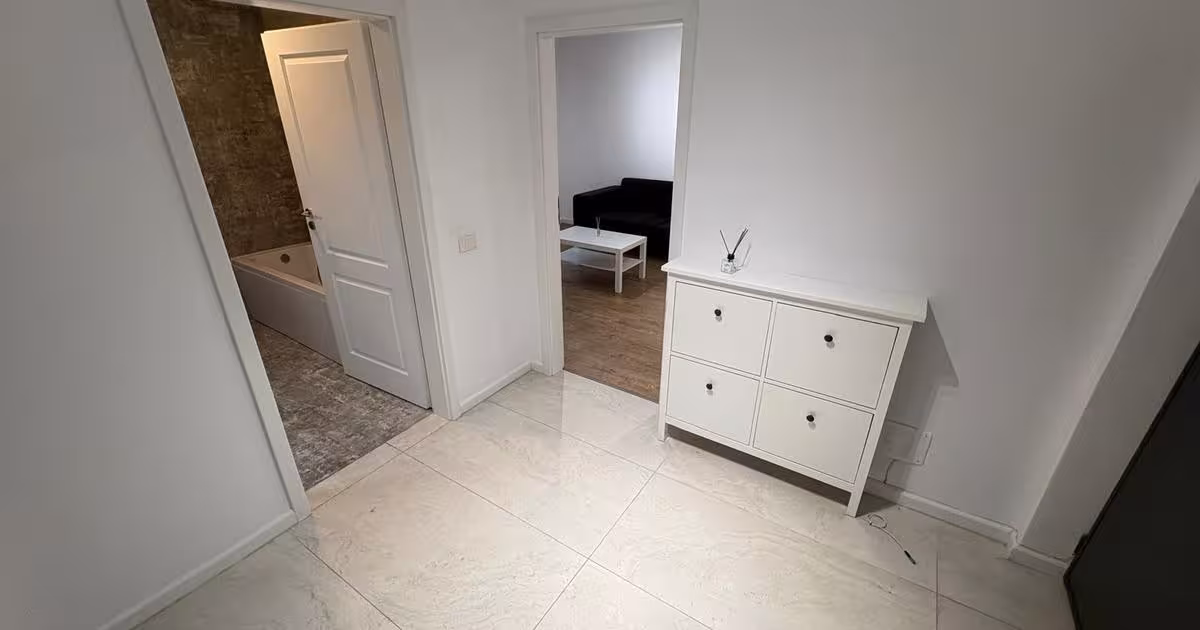 Apartament decomandat cu 2 camere în zona 1 Decembrie 1918, Sector 3