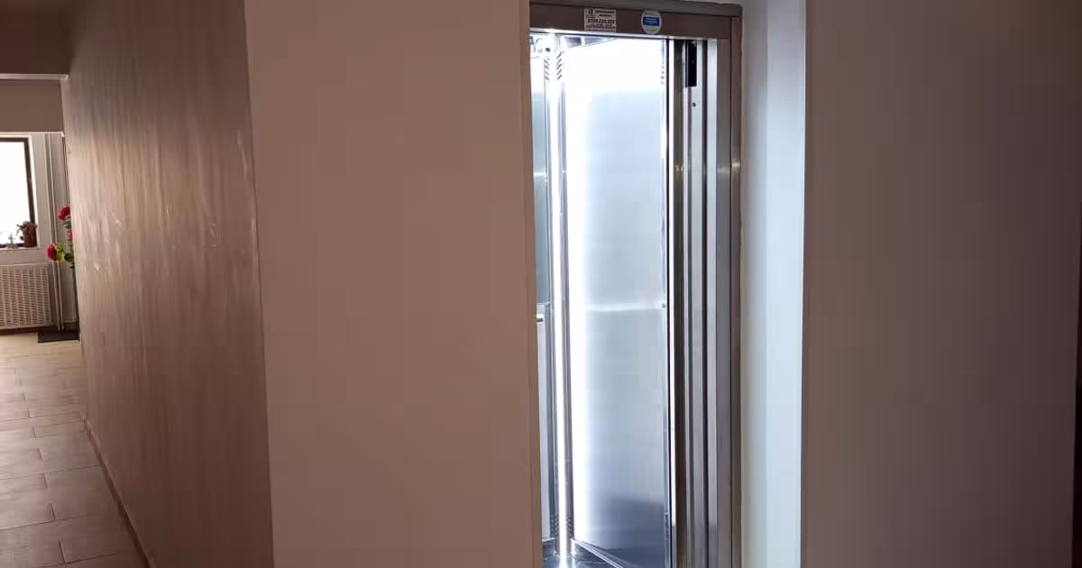Apartament decomandat cu 2 camere în zona P-ța Alba Iulia, Sector 3