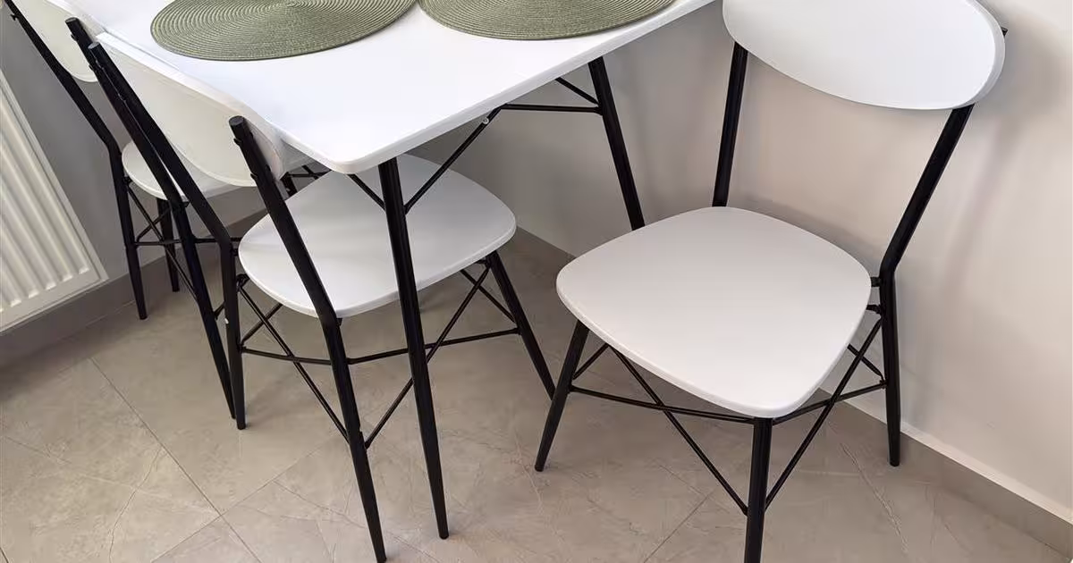 Apartament decomandat cu 2 camere în zona Titan, Sector 3