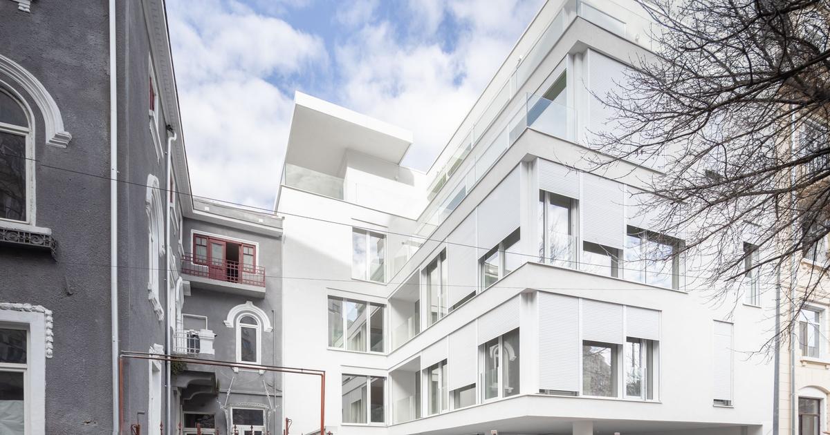 Apartament decomandat cu 3 camere în zona Unirii, Sector 3