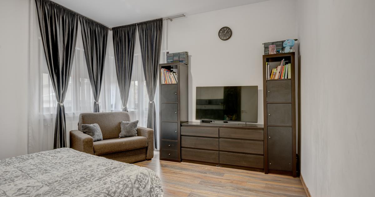 Apartament semidecomandat cu 3 camere în zona Unirii, Sector 3
